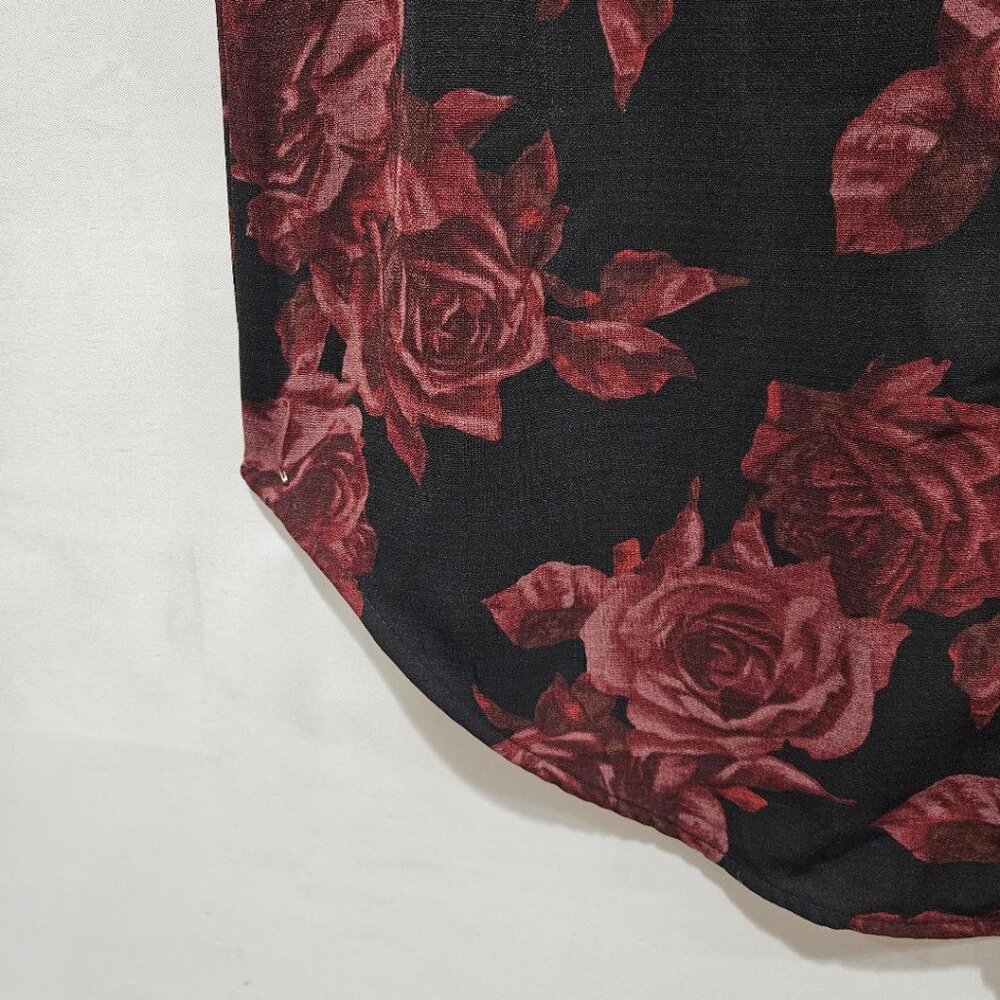 TORRID BLACK RED BURGUNDY ROSES SLEEVELESS V-NECK GOTH TOP 0 (L) - Picture 6 of 12